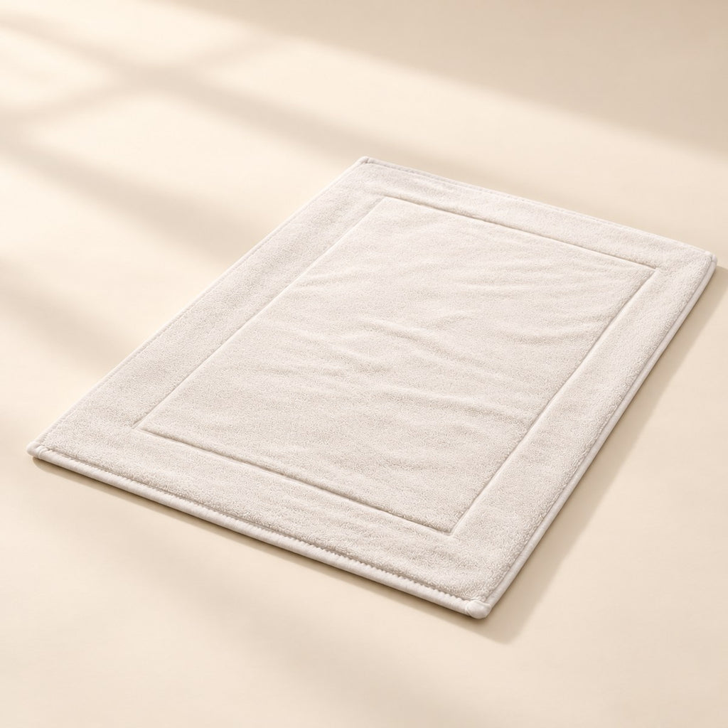 Cotton Bath Mat in Cloud White